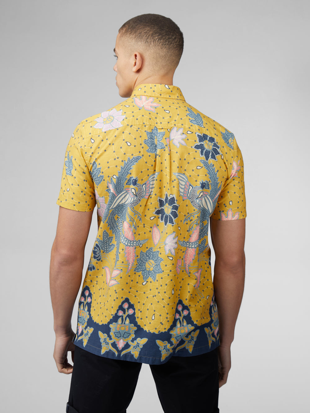 Ben Sherman Signature Abstract Botanical Print Shirts Yellow | WCAKJ-4089